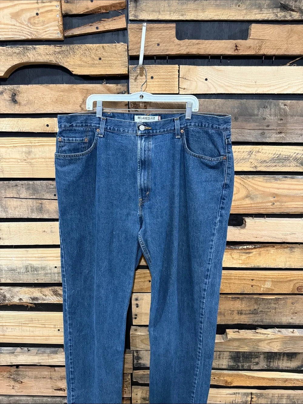 Levis men fit 550